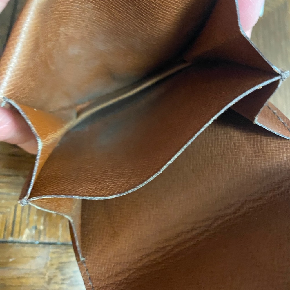 SOLD! Vintage Louis Vuitton Coin Pouch - Picture 8 of 14